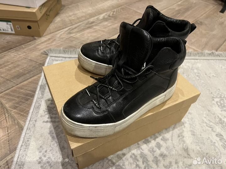 Ботинки для девочки