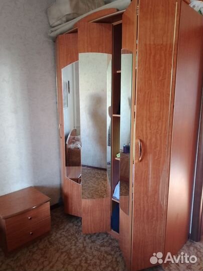 Продам шкаф бу