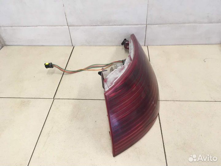 Фонарь задний наружный правый 607 2000-2010