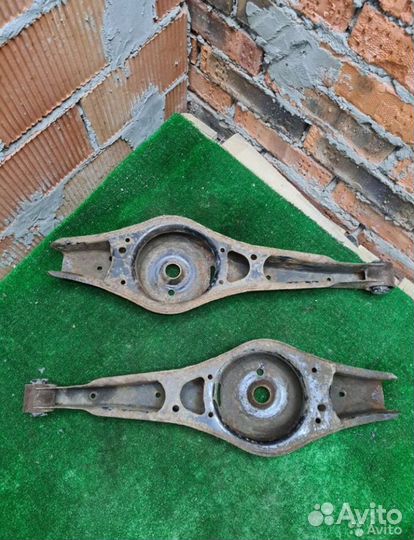 Рычаг задний Skoda Octavia A5