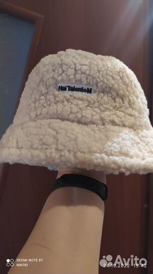 Шапка новая