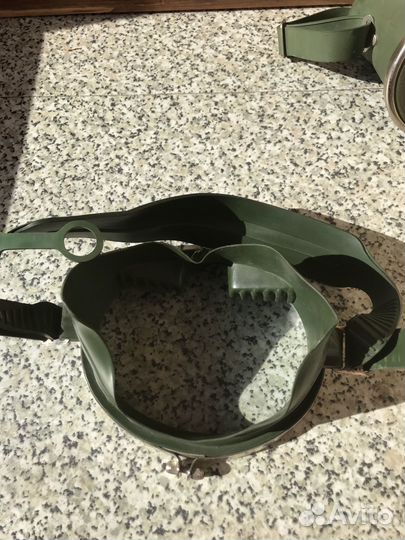 Маска с трубкой для плавания