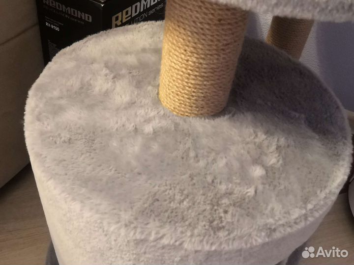 Домик для кошки с когтеточкой