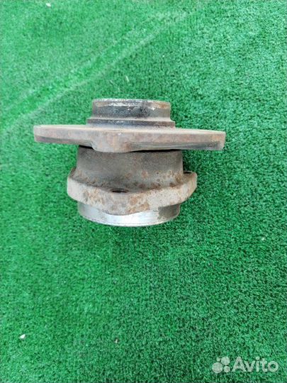 Ступица передняя Skoda Octavia