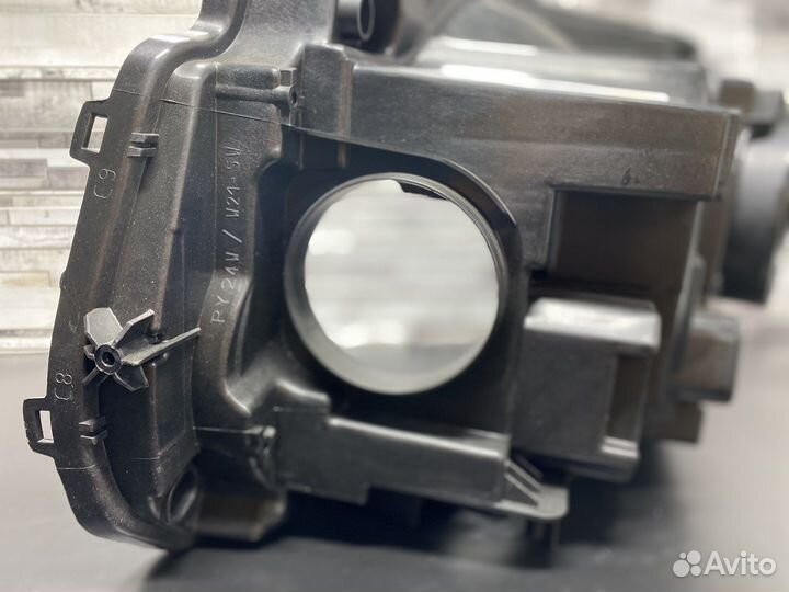 Корпус фары Land Rover Discovery 4 (2013-2016гг.)