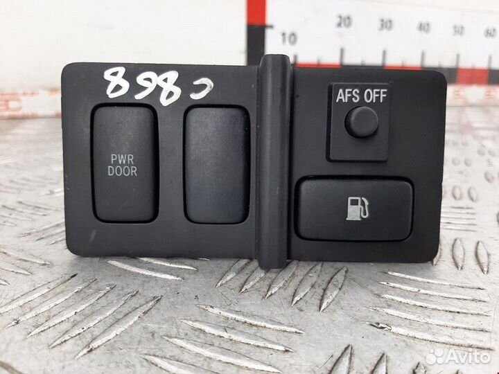 Кнопка (выключатель) Lexus RX 2 рест. 2008