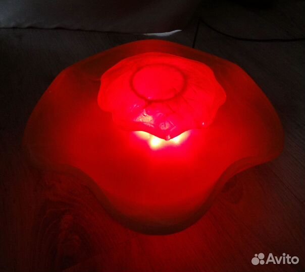 Декоративный фонтанчик-увлажнитель (меняет цвет)