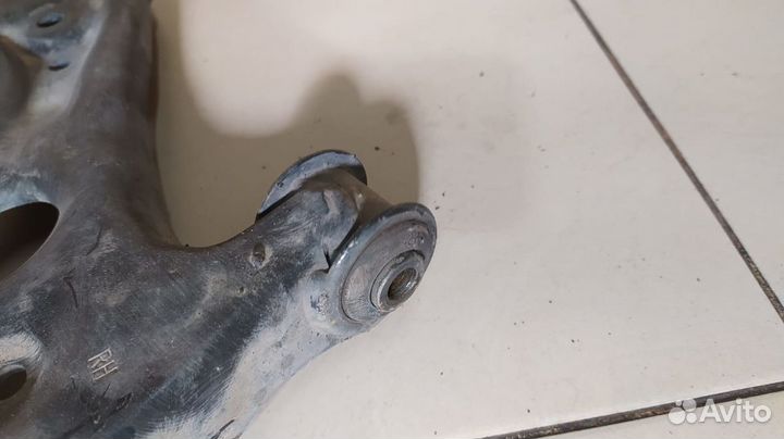 Рычаг передний правый Skoda Rapid