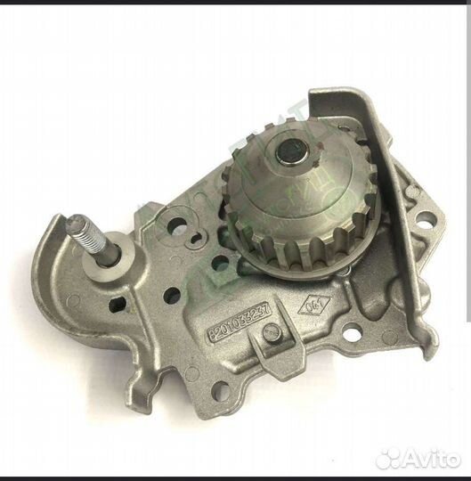 Помпа renault logan 1,4 1.6 7701 478 018