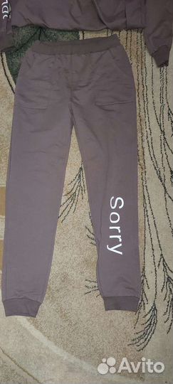 Спортивный костюм женский