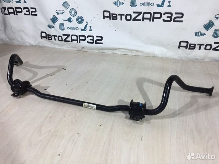 Стабилизатор передний Ford Focus CB sida 2010