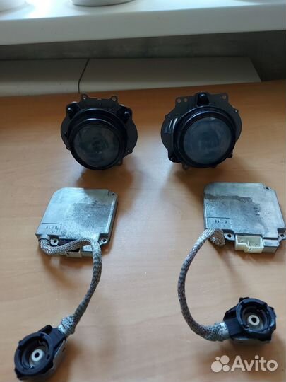 Блоки розжига ксенона camry 40 штатные D4S, D4R