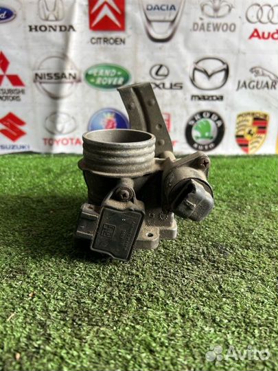 Дроссельная заслонка Renault Megane 1 K7M 2002