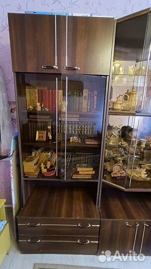 Шкаф сервант