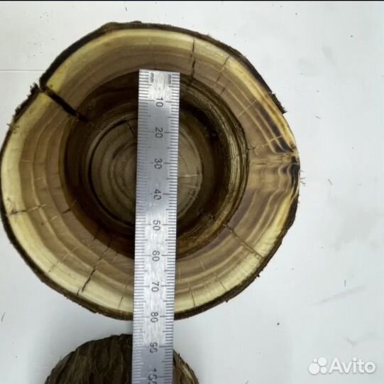 Деревянный подсвечник