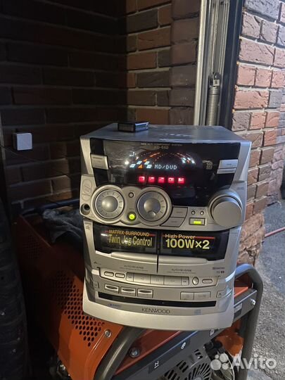 Kenwood музыкальный центр
