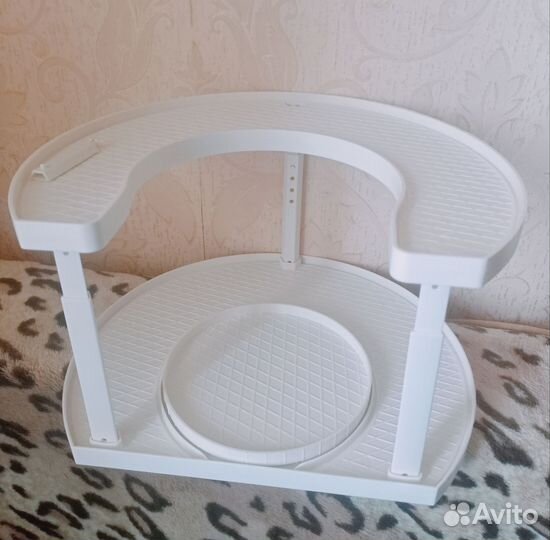 Вращающаяся подставка для специй