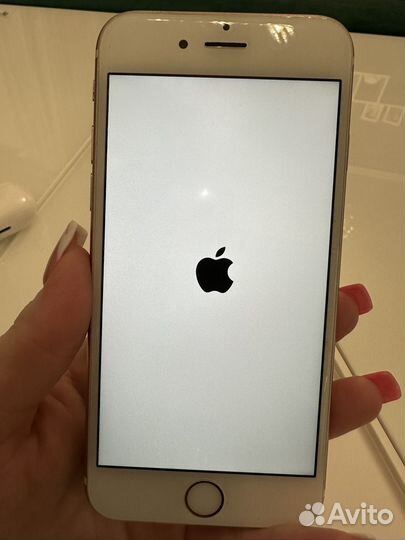 iPhone 6S, 64 ГБ