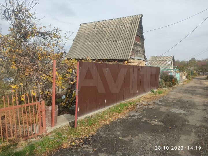 Дача 17 м² на участке 6 сот.