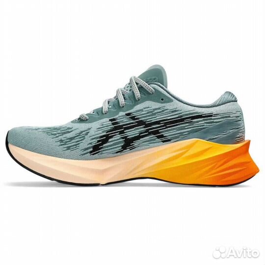 Asics Novablast 3