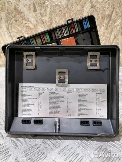 Блок предохранителей моторный Bmw 5 e34 1988-1995