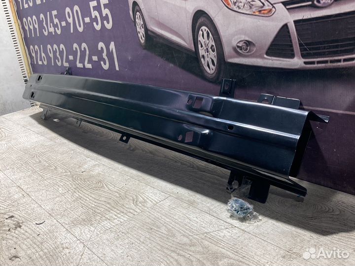 Усилитель переднего бампера Форд Транзит с 2000г