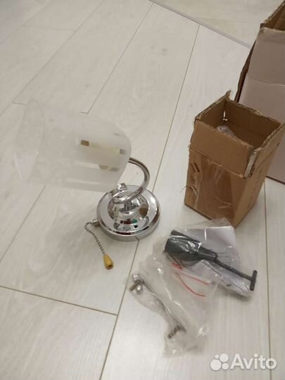 Настенный светильник бра