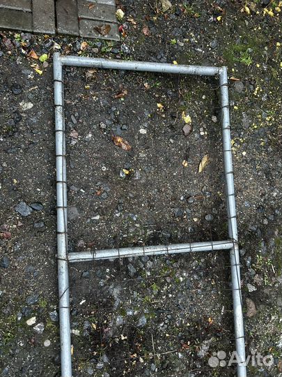 Стойка металлическая