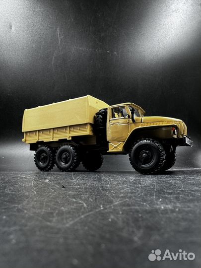 Модель моделька 1/43 урал 4320 элекон россия