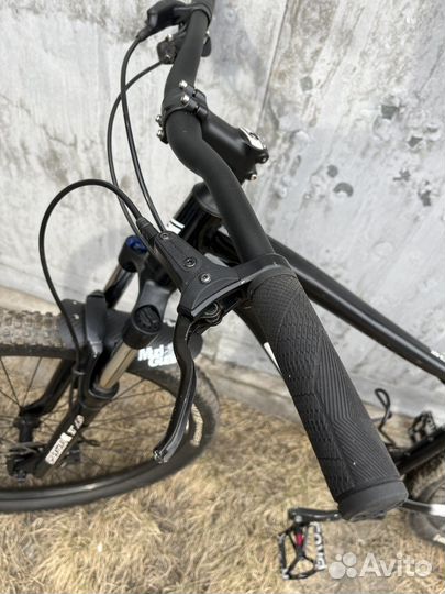 Горный велосипед 29 gt avalanch comp 2021