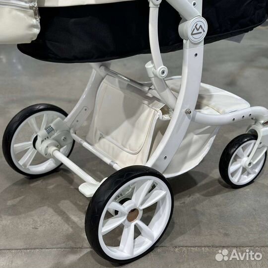 Коляска 3 в 1 Luxmom/Dalux 608-2 White