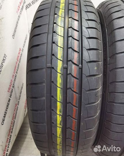 Goodyear EfficientGrip 195/60 R16 89H