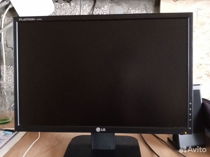 Монитор LG