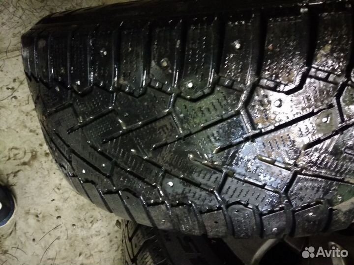 Pirelli Ice Zero 245/50 R18