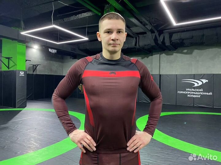 Комплект: рашгард + компрессионные шорты venum