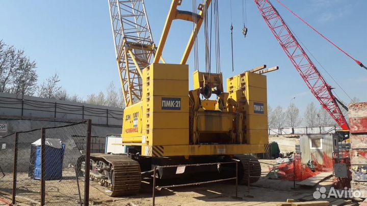 Гусеничный кран ЧМЗ ДЭК-1001, 2018