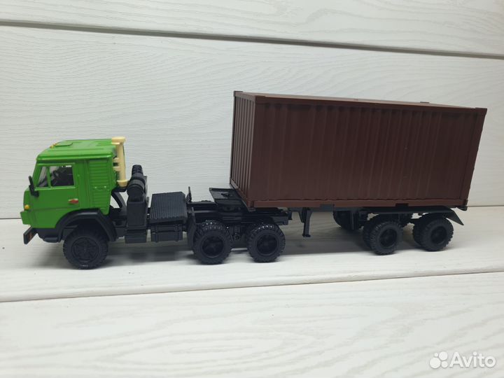 Камаз 5410 Контейнеровоз 1/43 Элекон модель