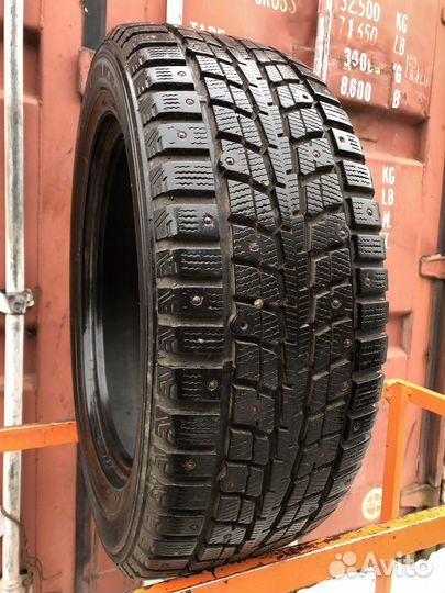 Dunlop SP Winter Ice 01 235/55 R17