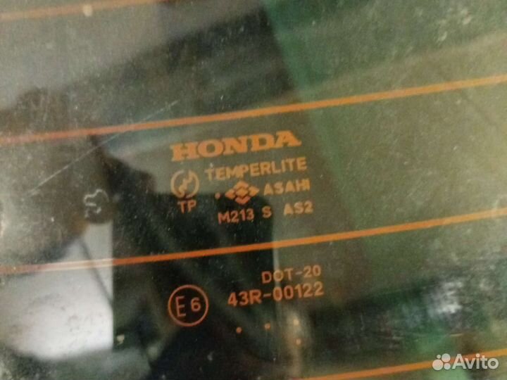 Заднее стекло honda civik 4d и передние глухие