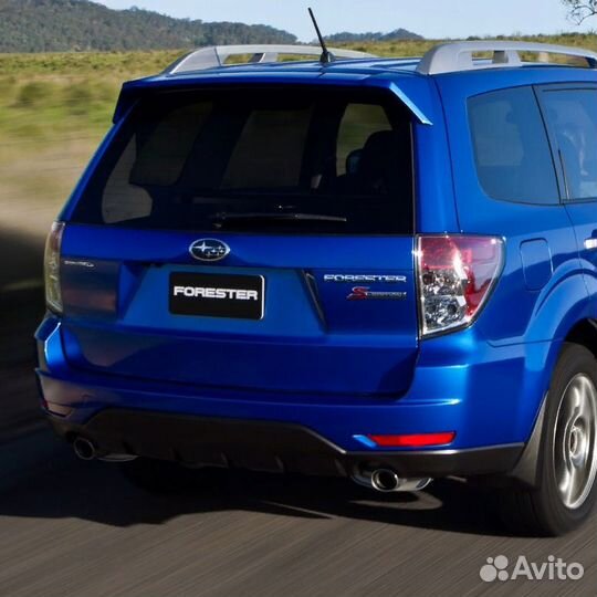 Задний бампер в цвет Subaru Forester S12