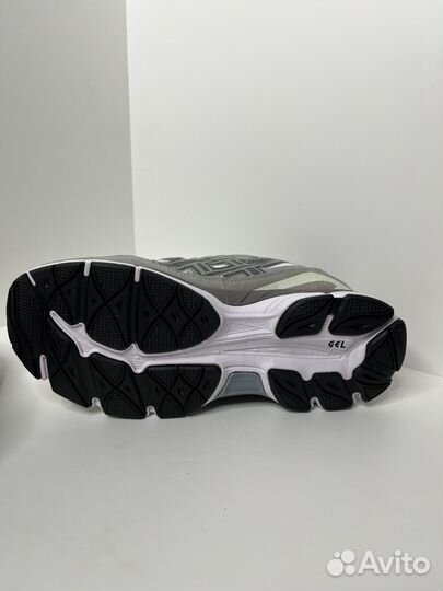 Кроссовки мужские лето