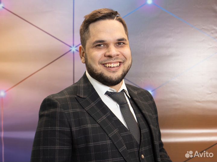 Ведущий который Вам нужен(не тамада)