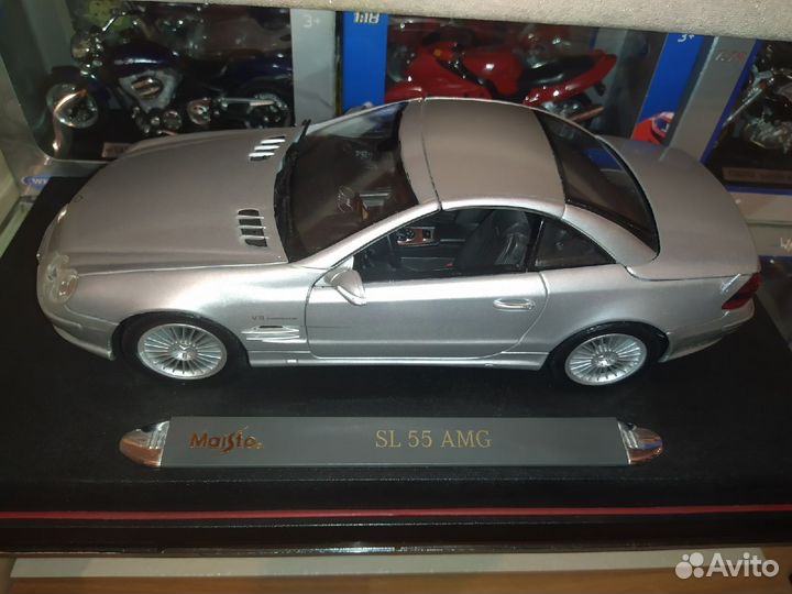 1:18 Ford Mustang 2010 GT и Mercedes-Benz SL 55