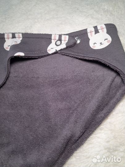 Слюнявчик нагрудник новый