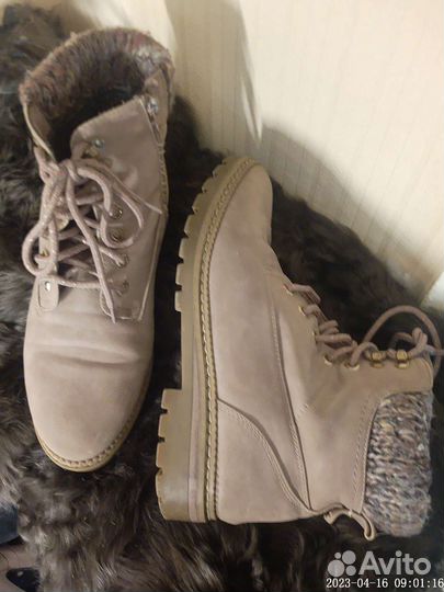 Ботинки женские 39,40
