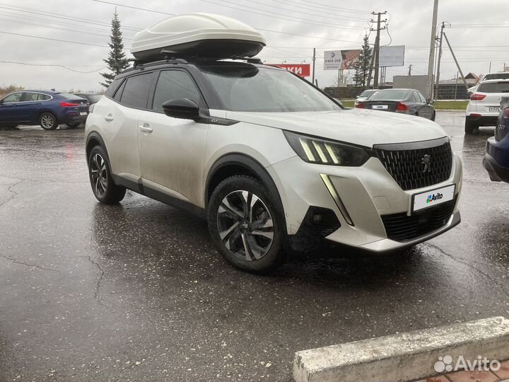 Peugeot 2008 1.2 AT, 2022, 60 000 км