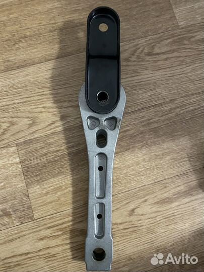 Опора двигателя задняя левая audi a3