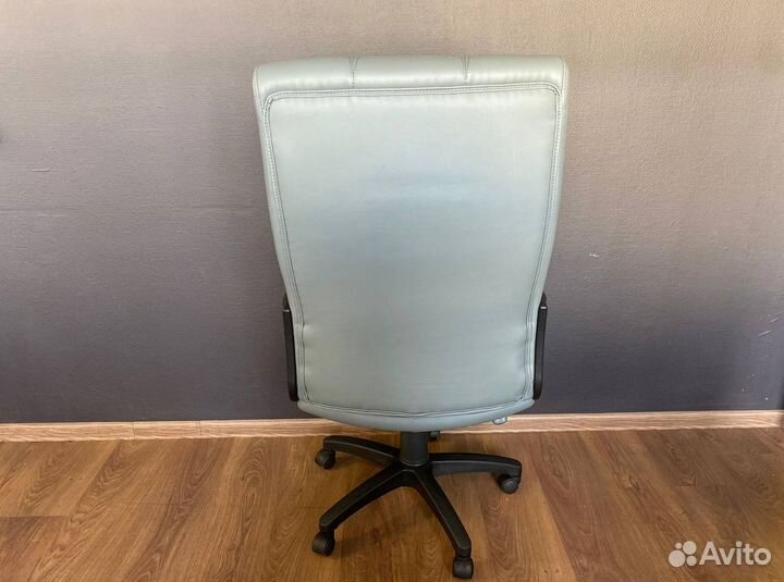 Компьютерное кресло с доставкой на дом