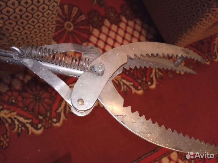 Клещи раскладные для ловли раков нержавеющие