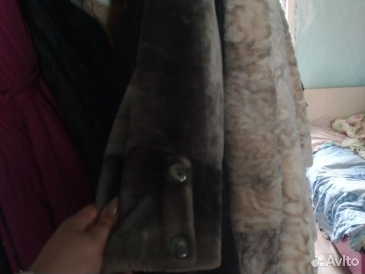 Шуба мутон с лисьем воротом